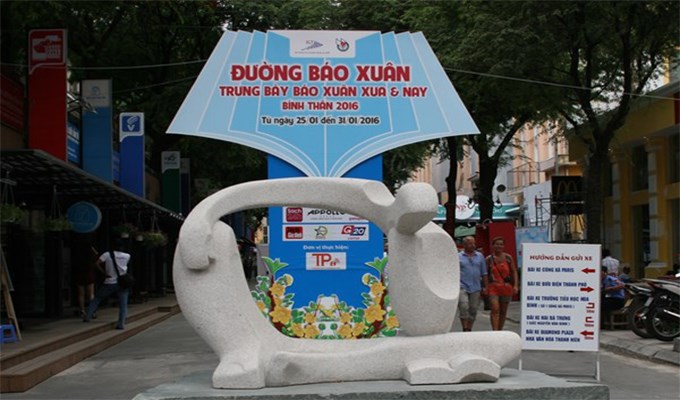Triển lãm báo Xuân