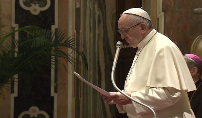 “Giới lãnh đạo kinh tế hãy giúp người nghèo”