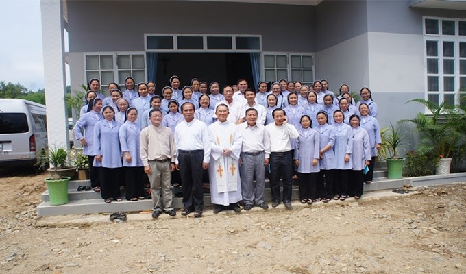 Một lần ghé giáo họ  Khánh Sơn