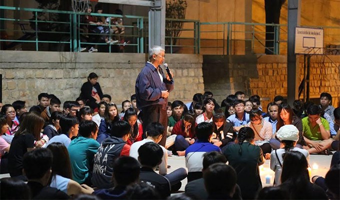 “Hãy ở lại trong  tình yêu Thiên Chúa”