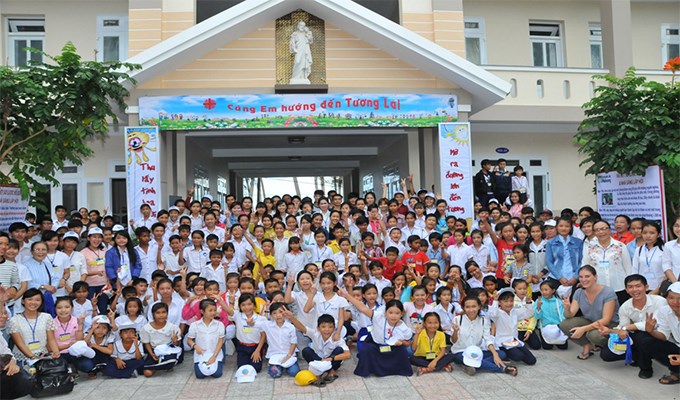 Học để giúp quê hương