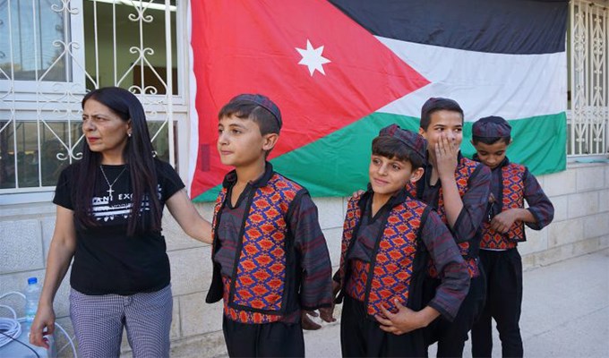 Học sinh tị nạn Hồi Giáo tại trường Công giáo Jordan