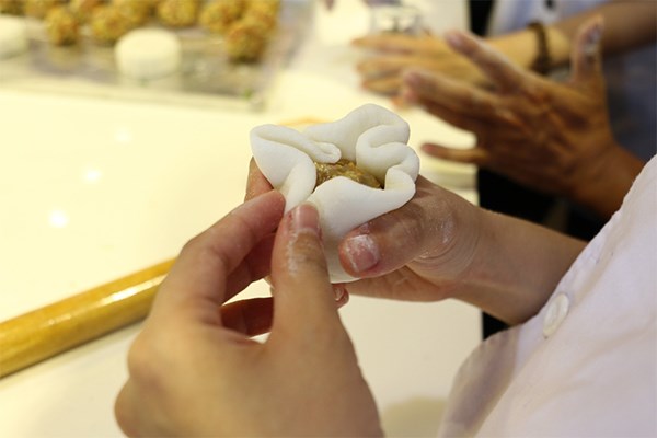 Bánh Trung Thu nhà làm không chỉ là trào lưu