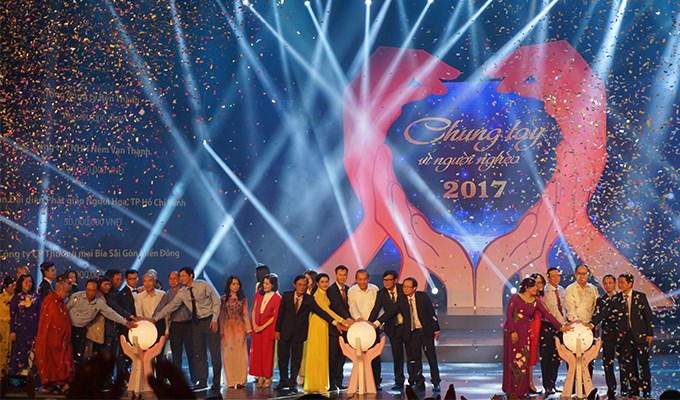 Chung tay vì người nghèo 2017