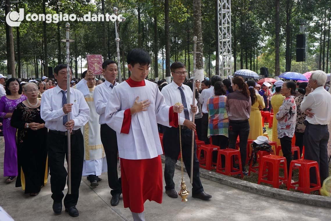 TÍN HỮU HÔN THÁNH TÍCH THÁNH MARTINO