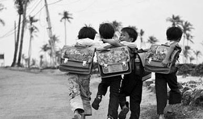 Cô hiệu trưởng  đáng kính