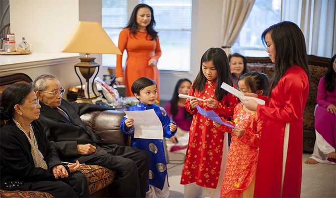 Giữ hòa khí trong gia đình ngày Tết