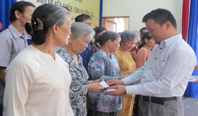 Tìm tương lai cho người yếu thế