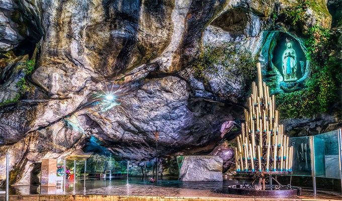 Những câu chuyện xung quanh hang Massabielle - Lộ Đức (P46)