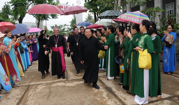 Người Mục tử “Vùng ngoại biên”:  Đức Tổng Giám mục Leopoldo Girelli