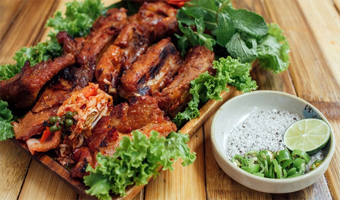 Sườn nướng quế vị