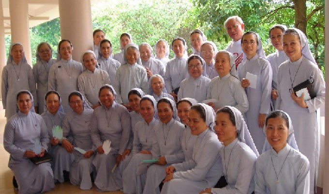 Gieo mầm yêu thương Từ mảnh đất Của người phong