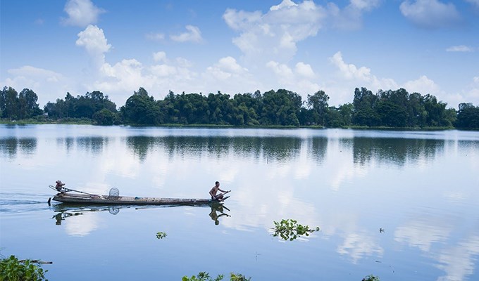 “Những mảnh mắt nhìn” trong nỗi ưu tư phận người (*)