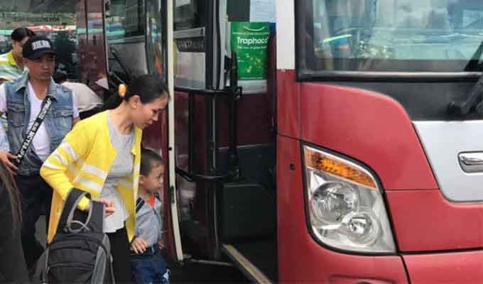 Chi tiêu mùa Tết của người xa quê
