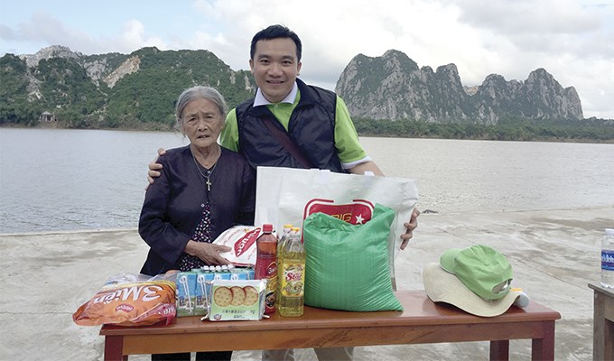 Hương Xuân và tình nghĩa từ đàn heo chung nuôi