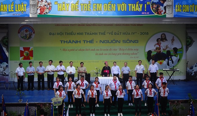 “Thánh Thể Nguồn Sống”