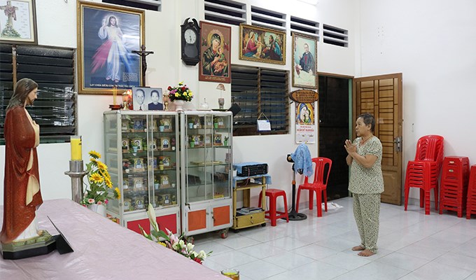 Người đàn bà "lo chuyện bao đồng"