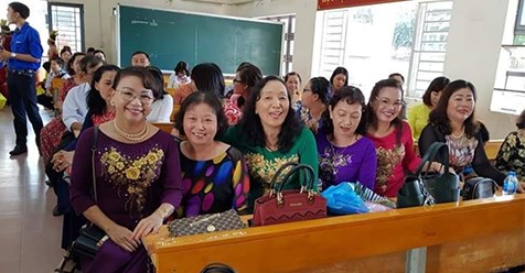 Trở về trường xưa