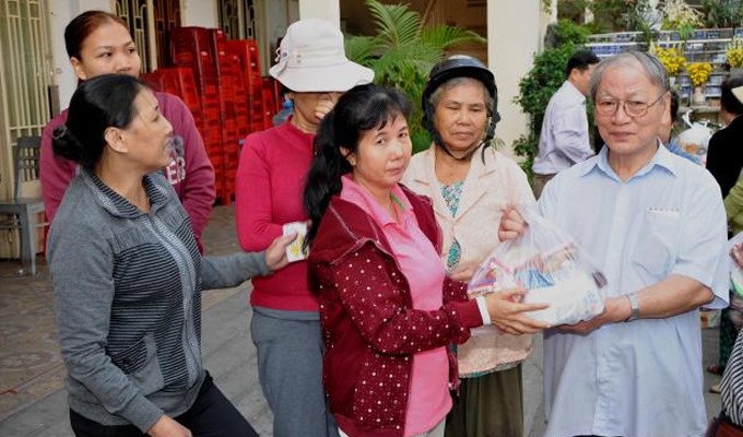 Bác ái mùa Xuân