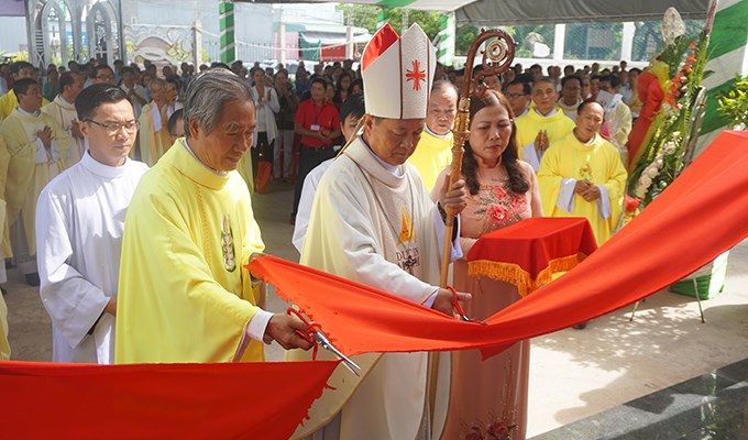 Cung hiến và khánh thành nhà nguyện An Phú, GP Long Xuyên