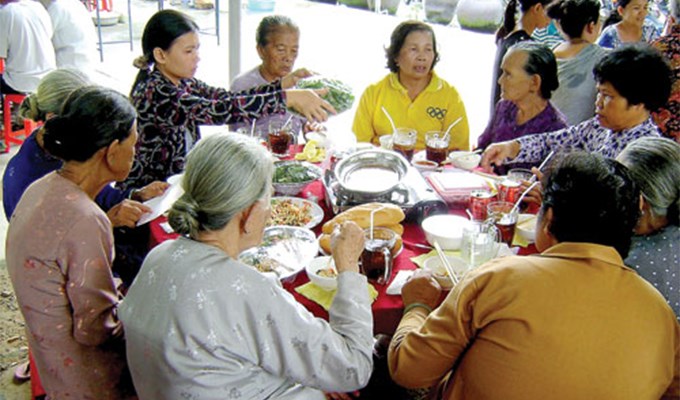 Ðể không nhạt đi mối liên hệ họ hàng…