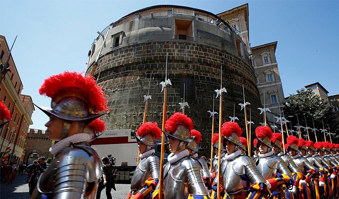Ngân hàng Vatican tiếp tục đà cải cách