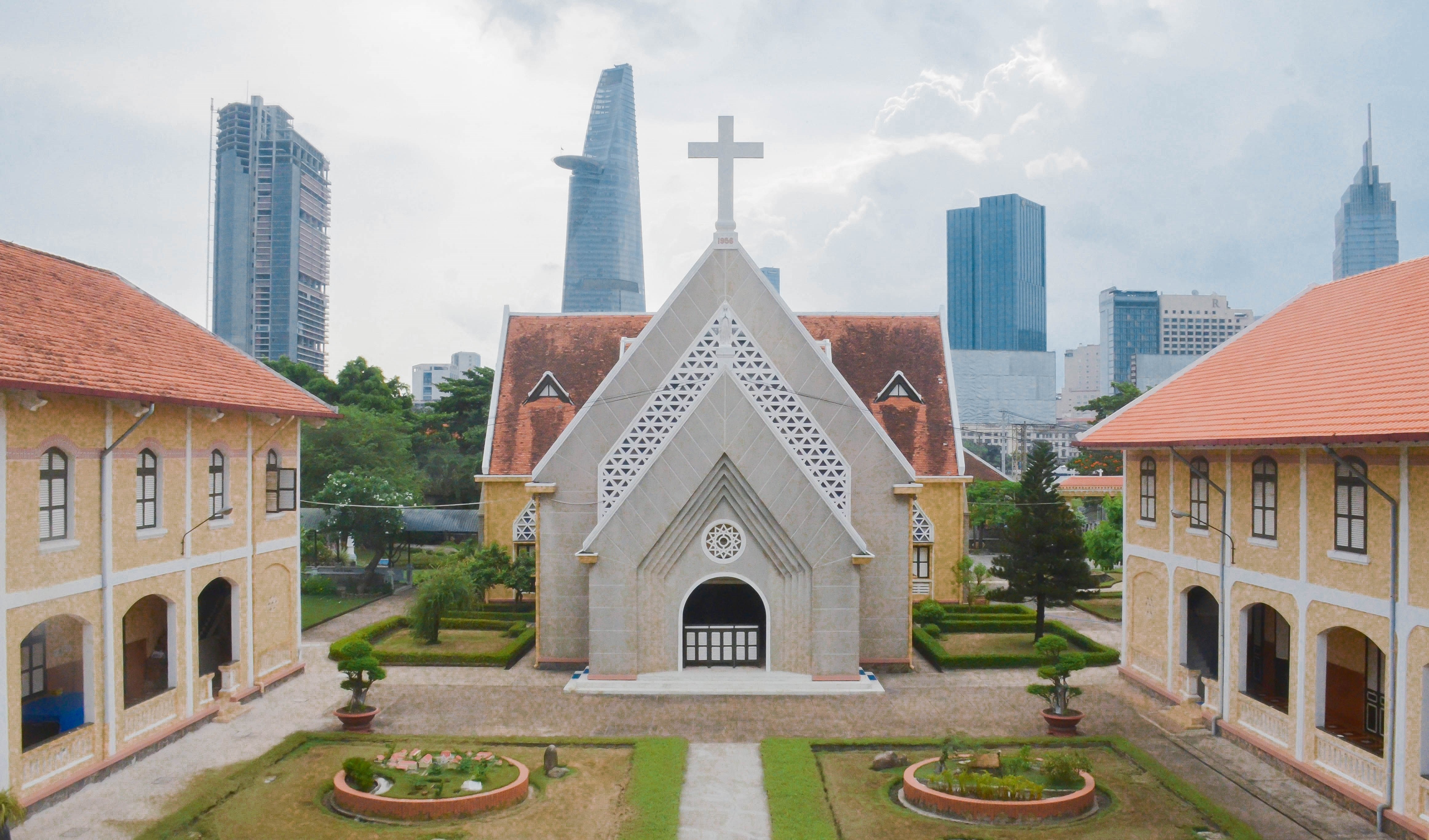 Hội dòng 180 năm tuổi