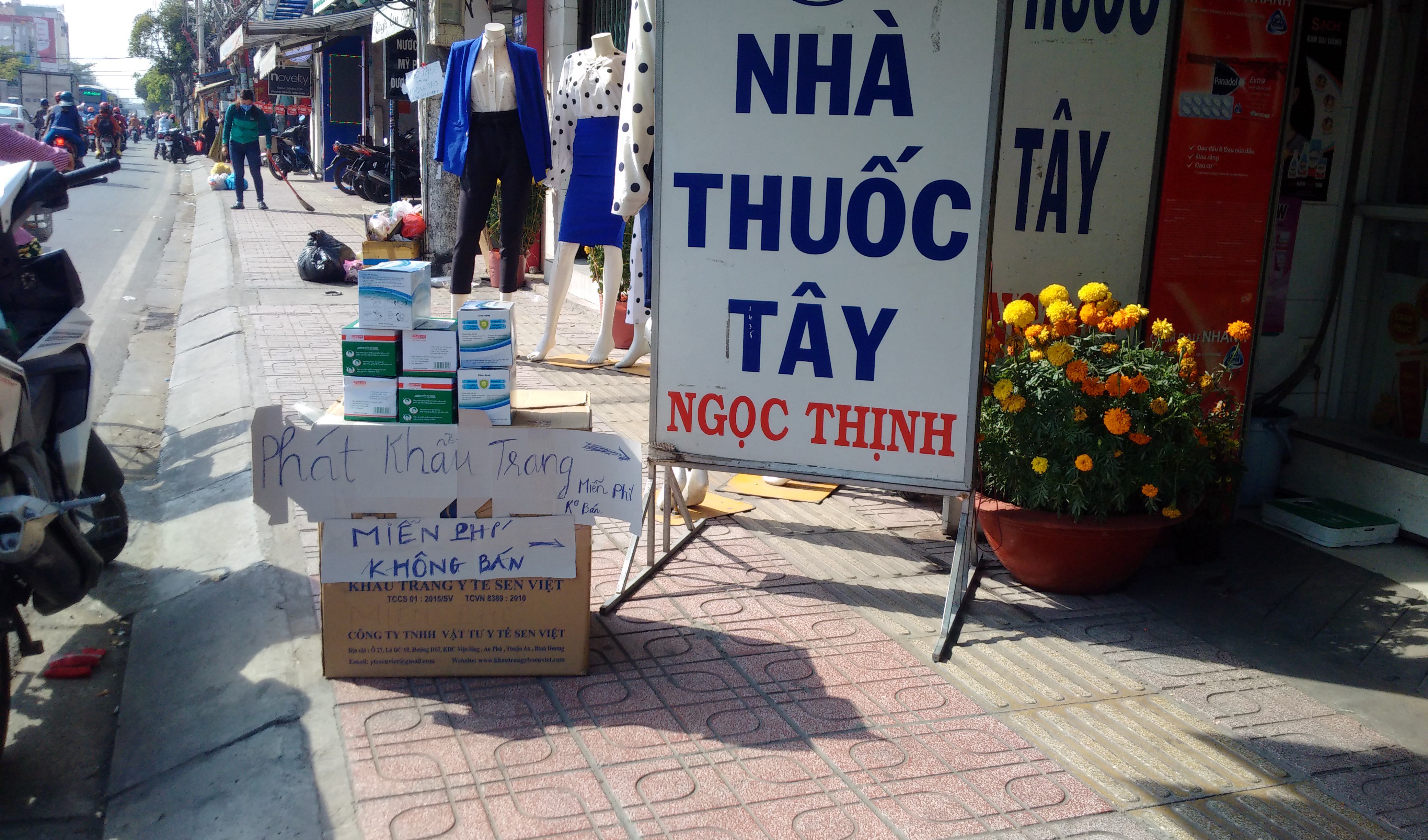 Những câu chuyện xung quanh chiếc khẩu trang