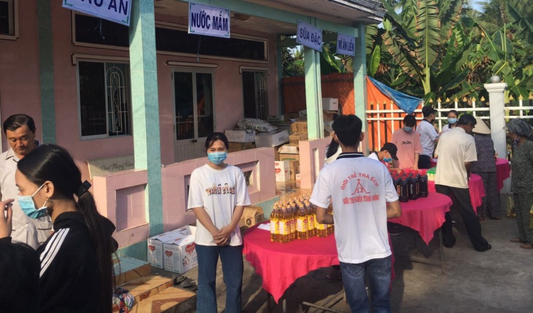 Siêu thị nghĩa tình nơi xứ đạo Trà Ếch
