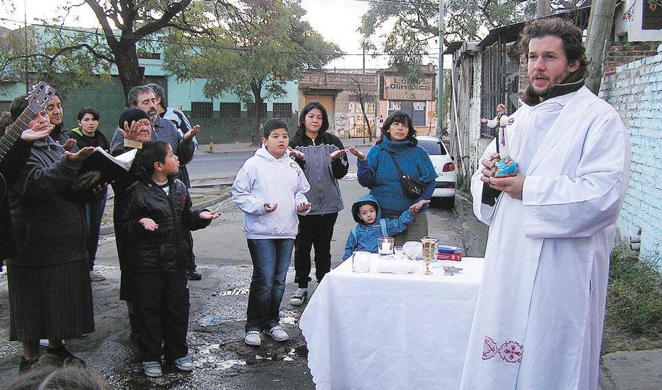 Giáo hội Argentina lo ngại “dịch” đói nghèo