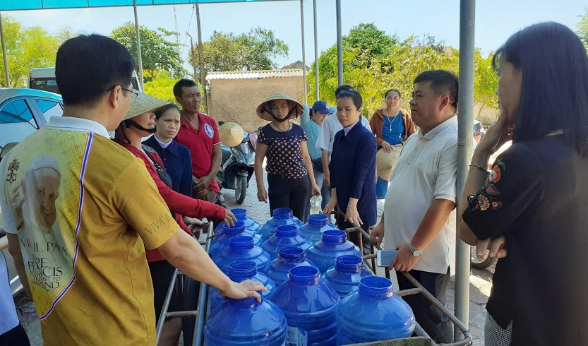 Caritas các nơi nỗ lực chăm lo cho người nghèo