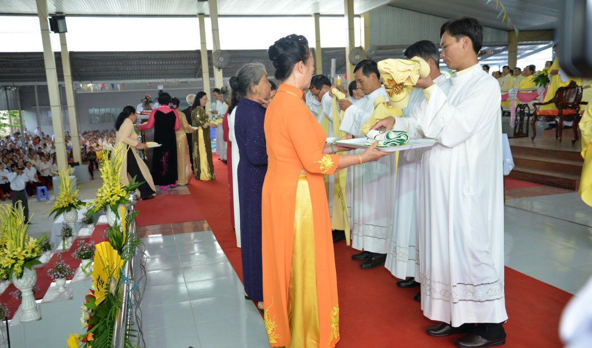 Ðêm, trước ngày thụ phong…