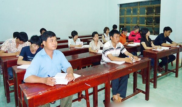 Mái trường bổ túc một thời