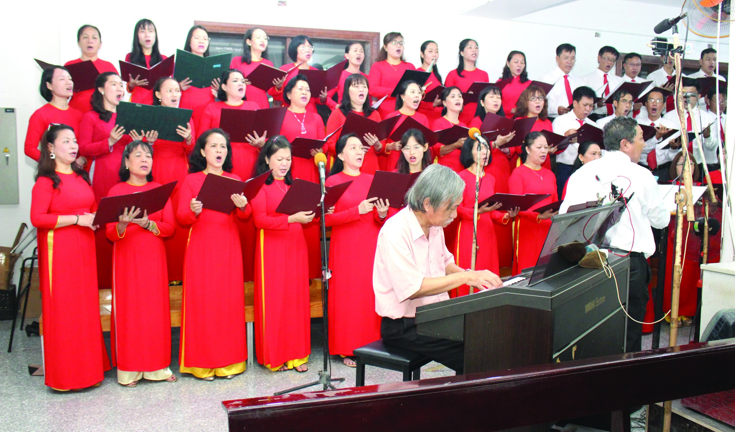 Dâng Chúa tiếng hát ngày Xuân