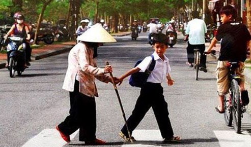 Nuôi dưỡng lòng nhân ái trong gia ðình