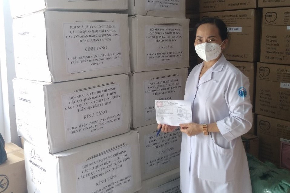 Các cơ quan báo chí ủng hộ tuyến đầu chống dịch