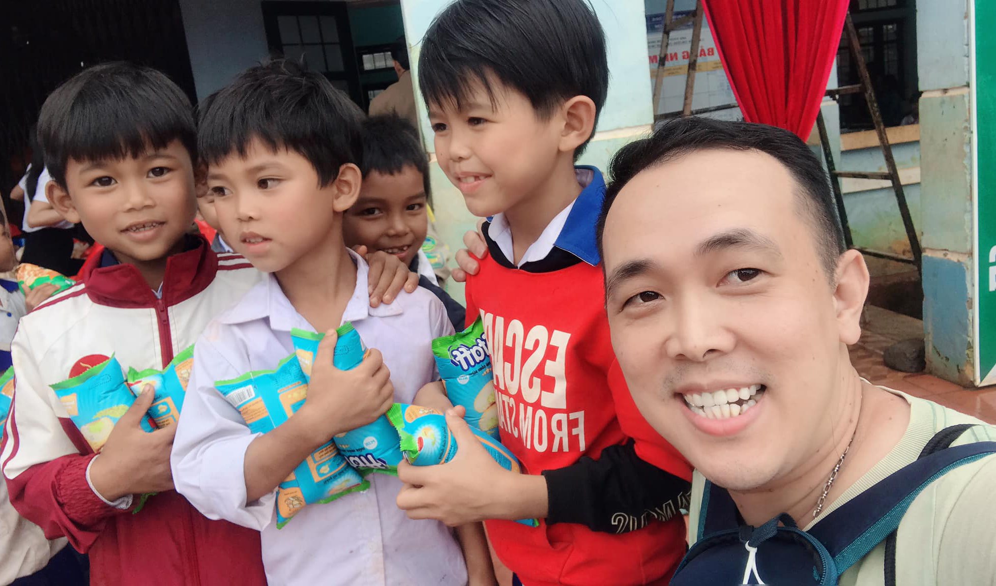 Cho nhau niềm vui và hy vọng