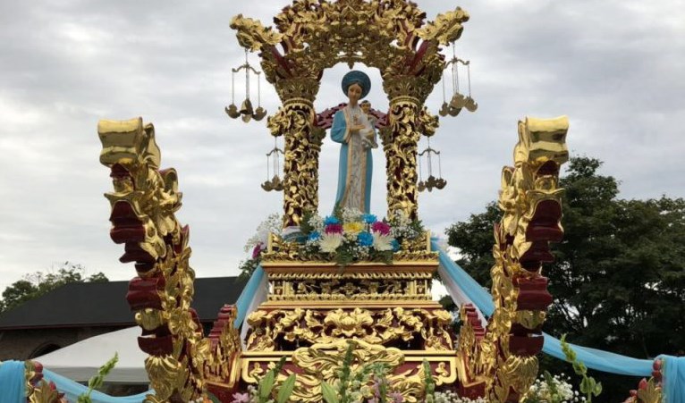 Tôn kính Mẹ Maria