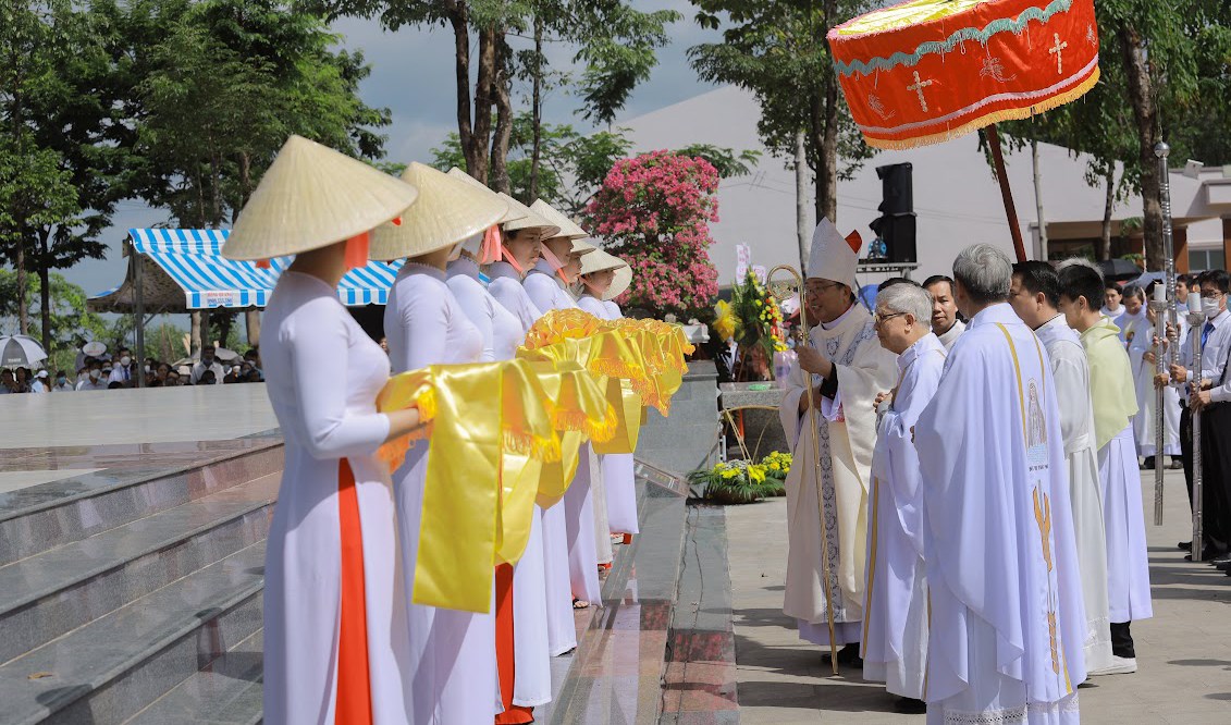 Khánh thành trung tâm hành hương Ðức Mẹ Thác Mơ