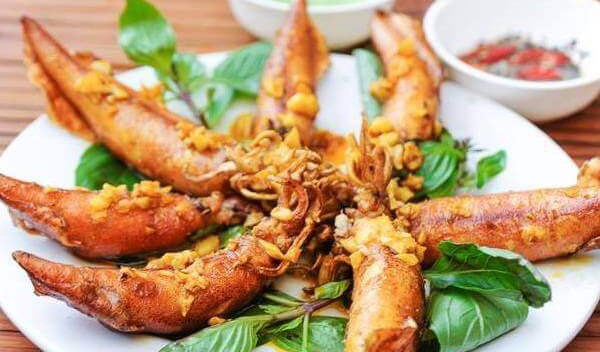 Mực ống om nước dừa hạt sen