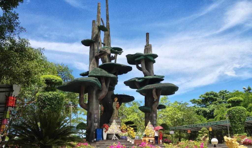 Về bên Mẹ La Vang