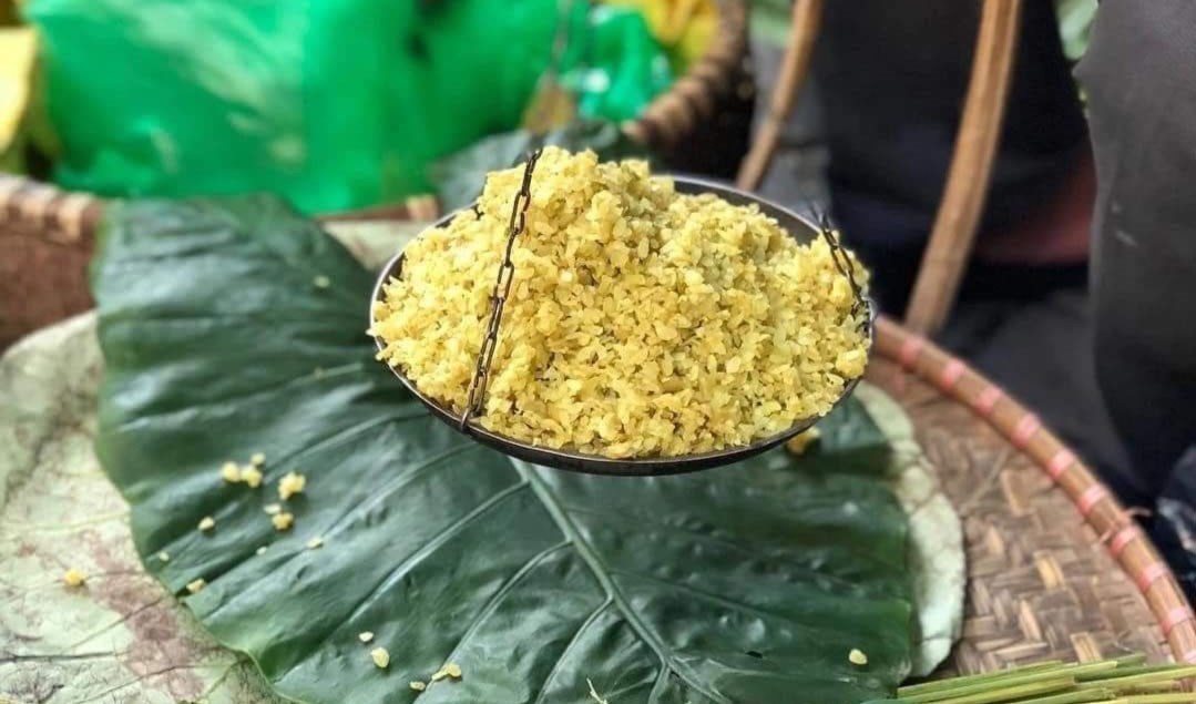 Cốm sữa vỉa hè...