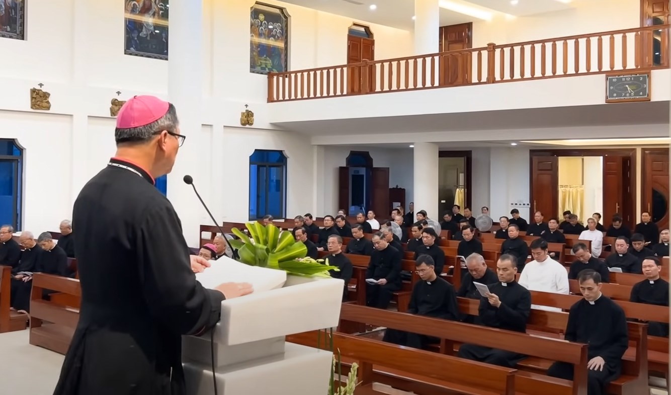 Linh mục đoàn Phát Diệm đã tham dự tuần tĩnh tâm năm
