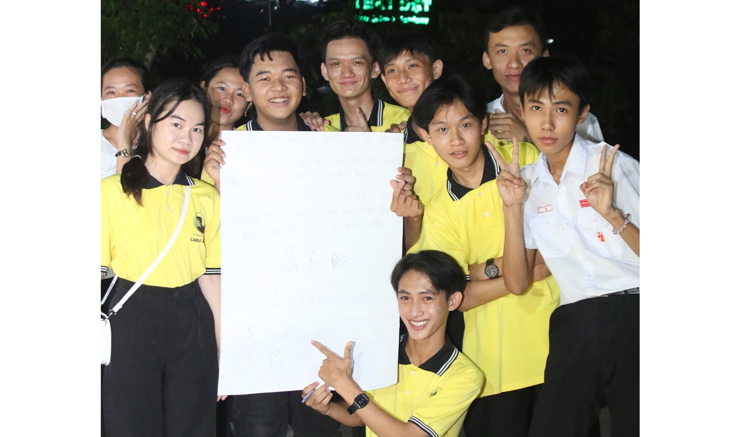 Ngày họp mặt giới trẻ Quản Long