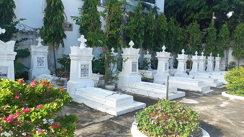 Ði tìm tiền nhân nơi miền mây trắng