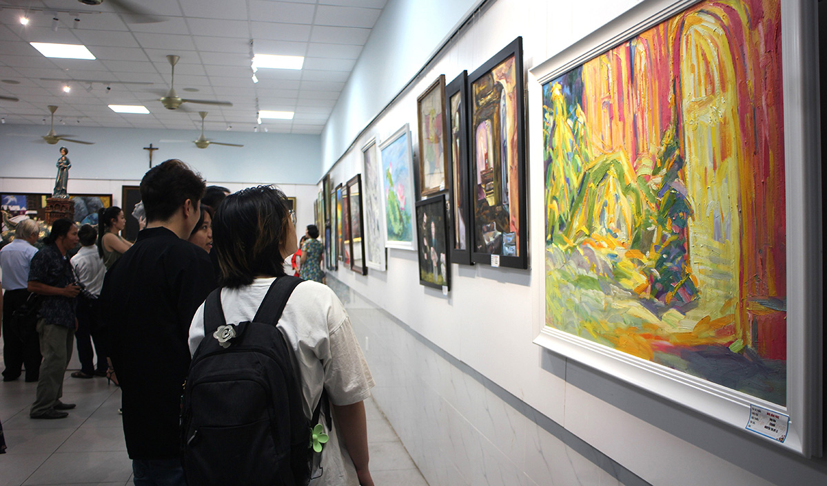 Mừng giáng sinh với triển lãm “Đêm yêu thương”
