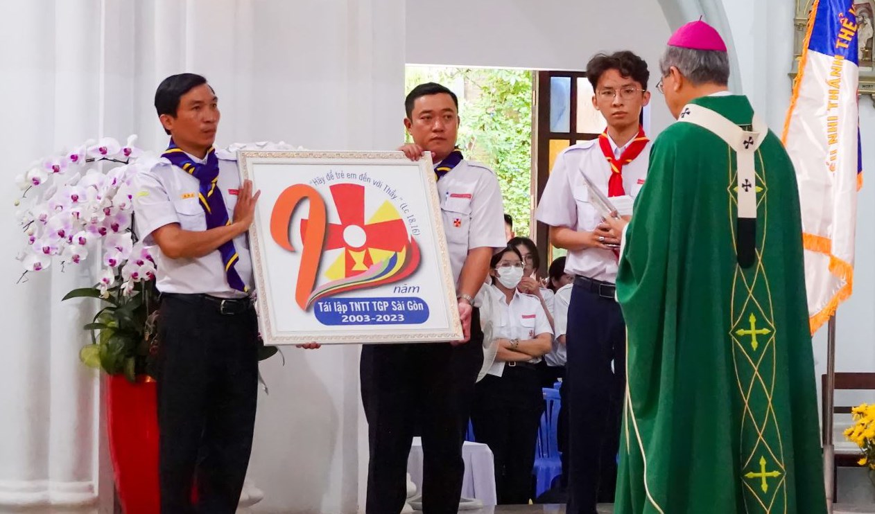 Khai mở Năm kỷ niệm 20 năm tái lập Phong trào Thiếu Nhi Thánh Thể TGP TPHCM