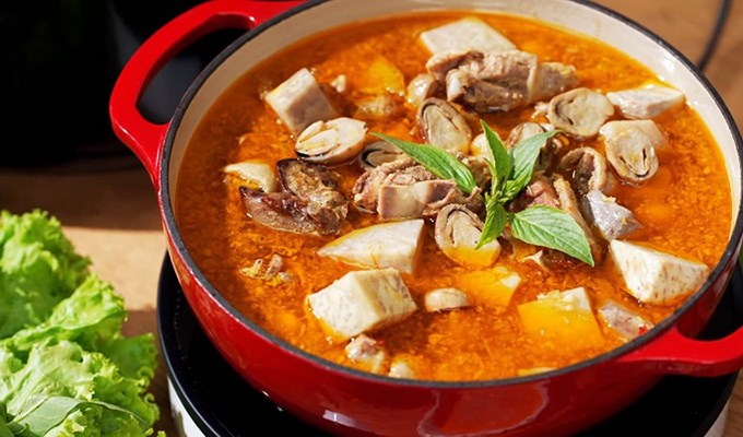 Đổi món với vịt nấu chao đậm chất miền tây