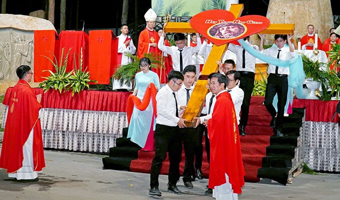 Giới trẻ Giáo phận Xuân Lộc “Trỗi dậy đi, đừng sợ”