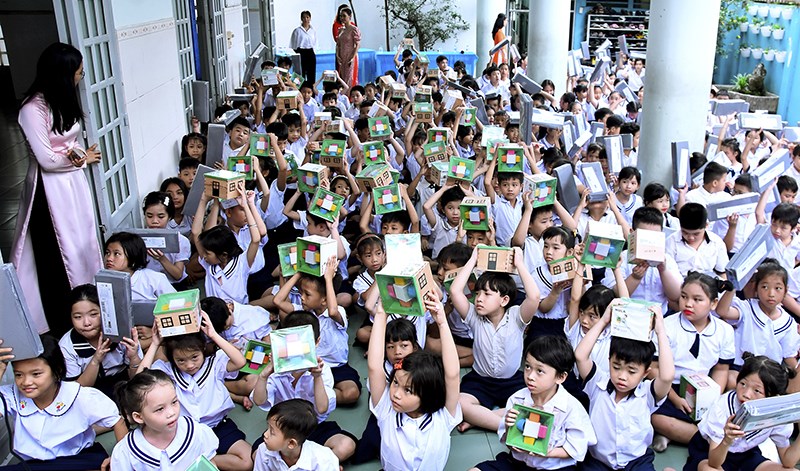 Caritas Sài Gòn  thực hiện dự án “Hỗ trợ lớp học tình thương tại TPHCM”